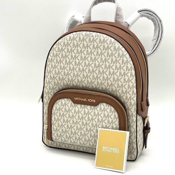 Michael Kors Jaycee Medium Zip Packet Backpack Vanilla/Brown (NWT) - Picture 3 of 11